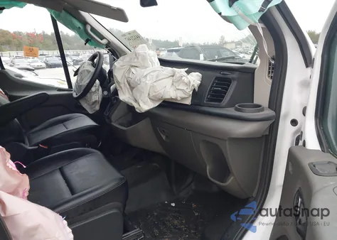 2024 Ford Transit-250 z USA, uszkodzony, nr VIN 1FTBR1C89RKB70560